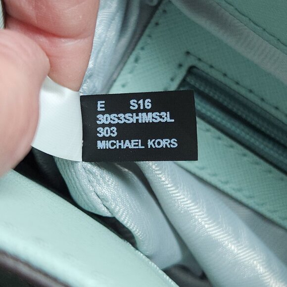 Auth. Michael Kors Hamilton East West Celadon w/ Silver Hardware - PRICE IS FIRM - Picture 4 of 12